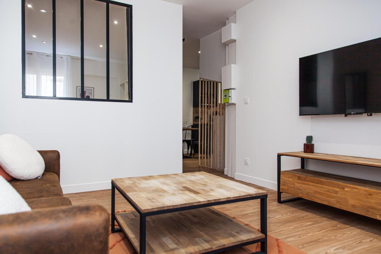 Apartment Le Vintage- Gare/centre, Equipe, Refait A Neuf, Climatisation Chateauroux